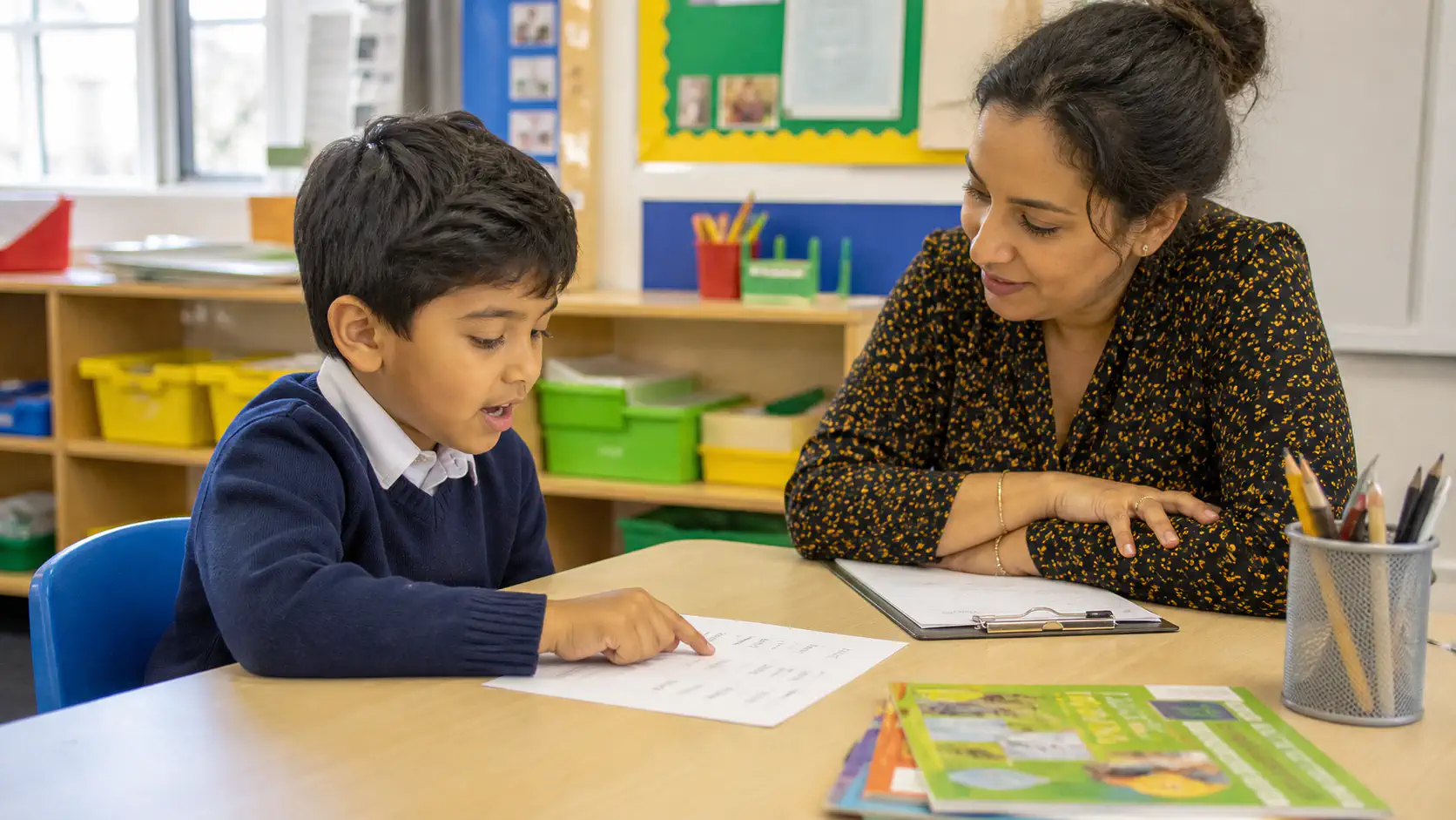 Reading Tips & Phonics Guides for Parents