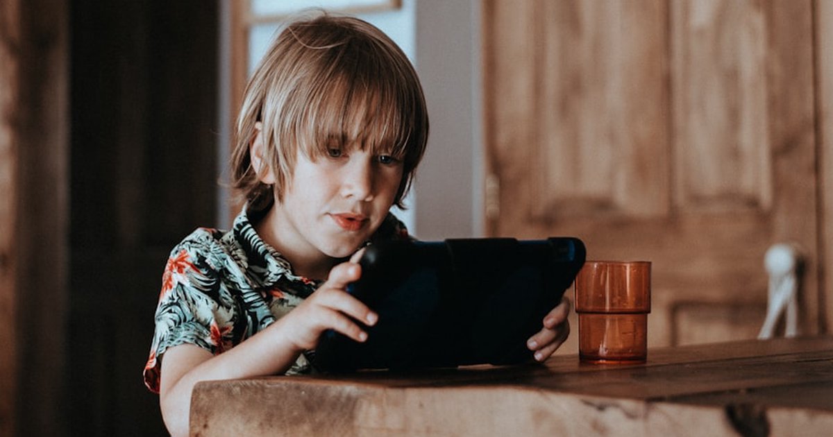 Screen Time and Reading: What the Research Really Says